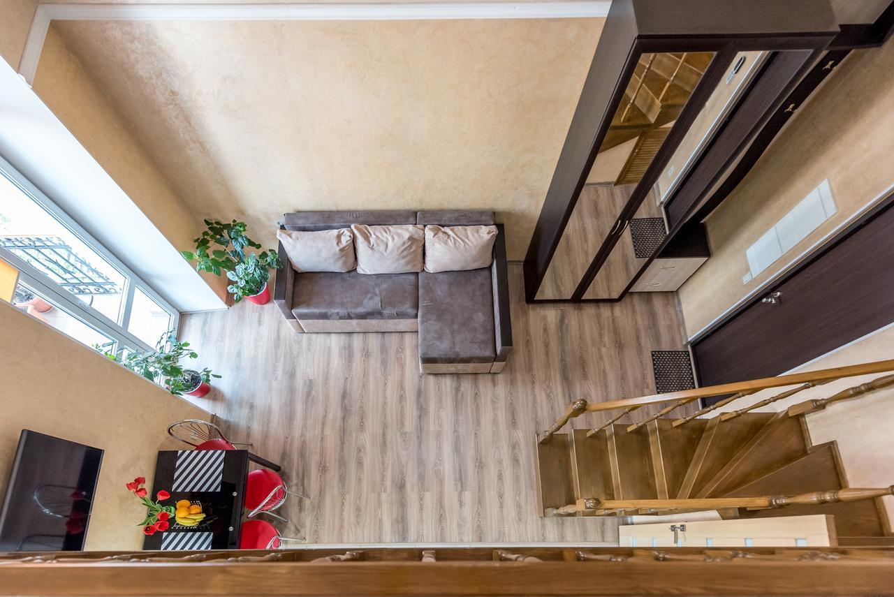 Studio Apartment In Center Of Odesa Экстерьер фото